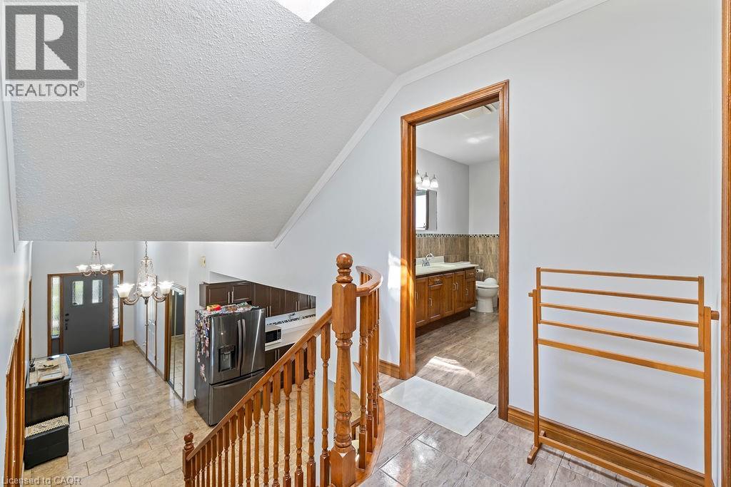 140 SOLOMON Crescent, Hamilton, Ontario, L8W2G7 — Photo 44