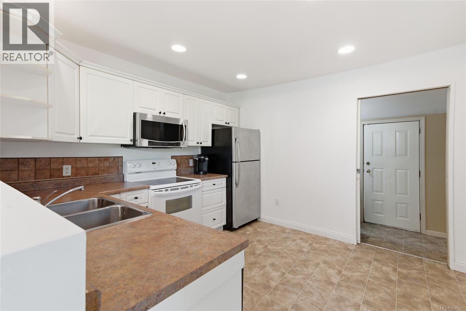 3631 14th Ave - 6