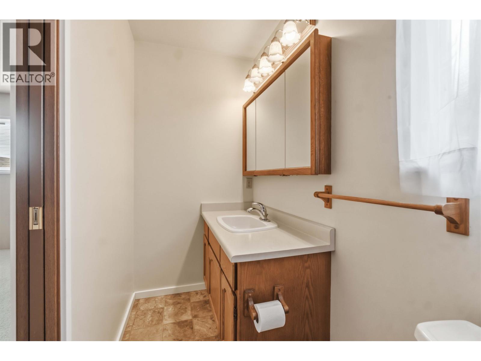 6895 MCKAY AVENUE, Burnaby