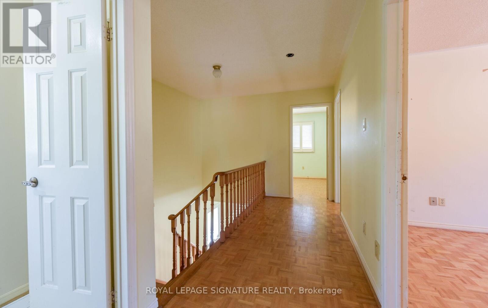2 DANJOHN CRESCENT - 18