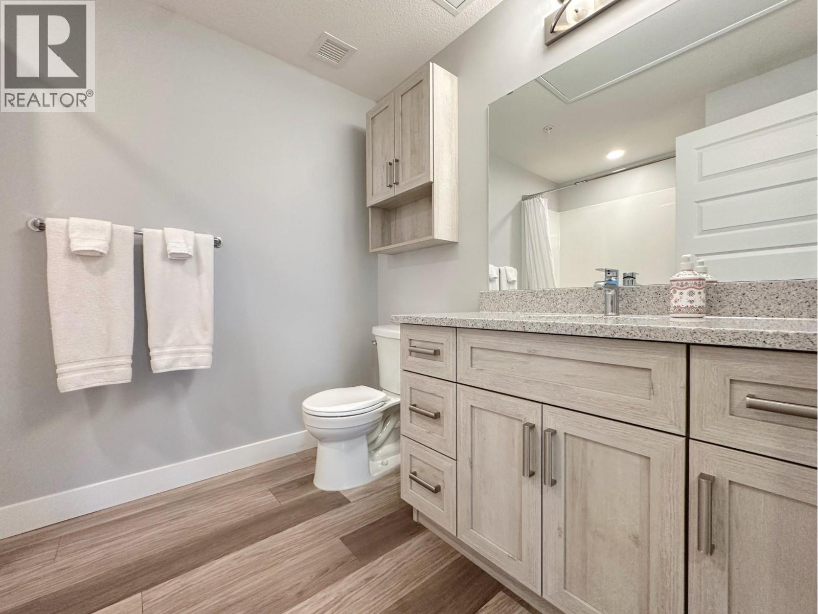 5620 51st Street Unit# 403, Osoyoos