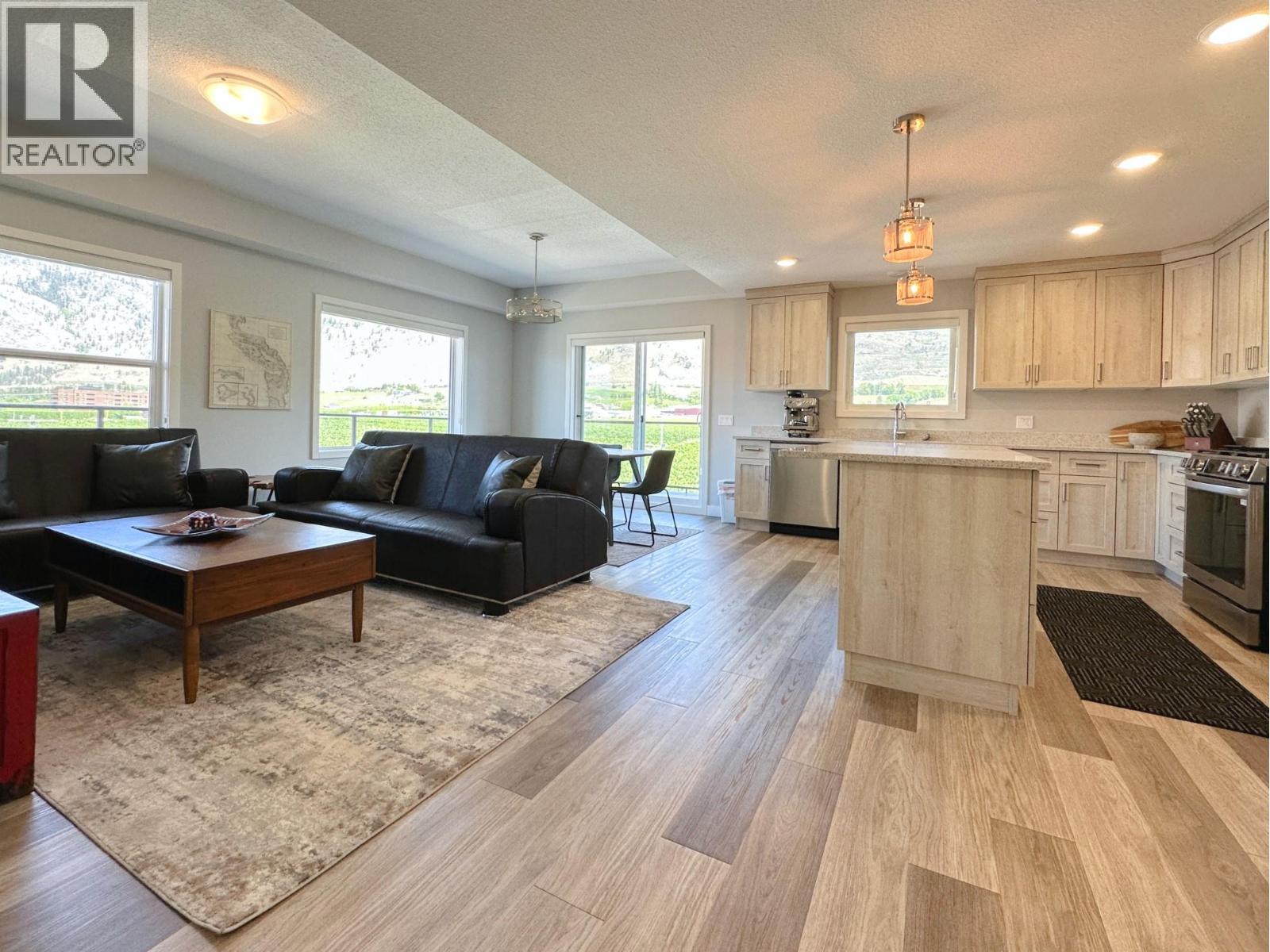 5620 51st Street Unit# 403, Osoyoos