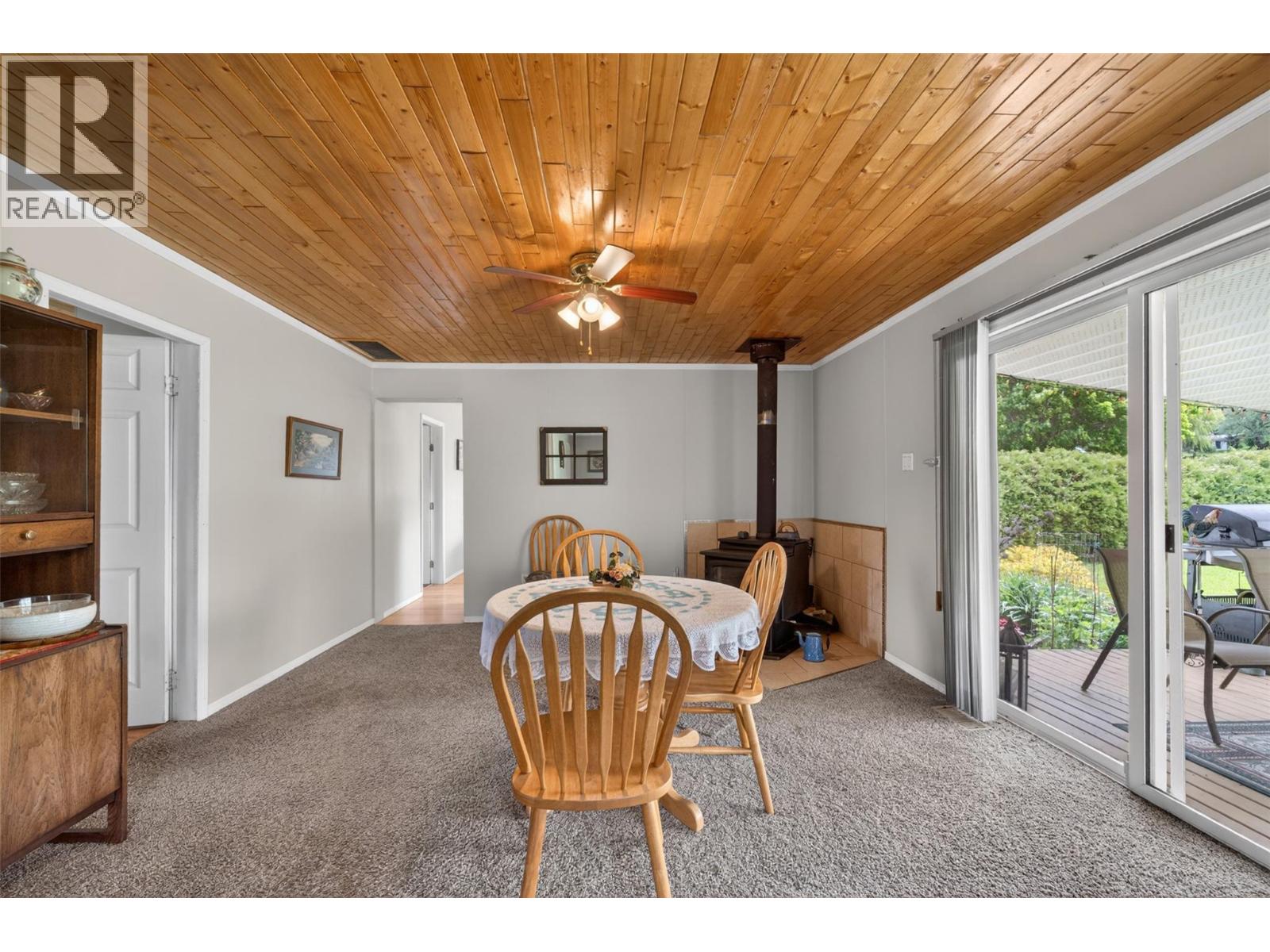 1403 Salmon River Road, Salmon Arm