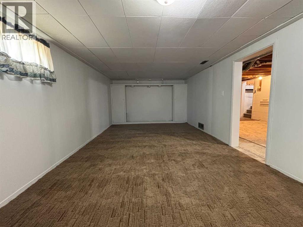 307 Centre Avenue - 18