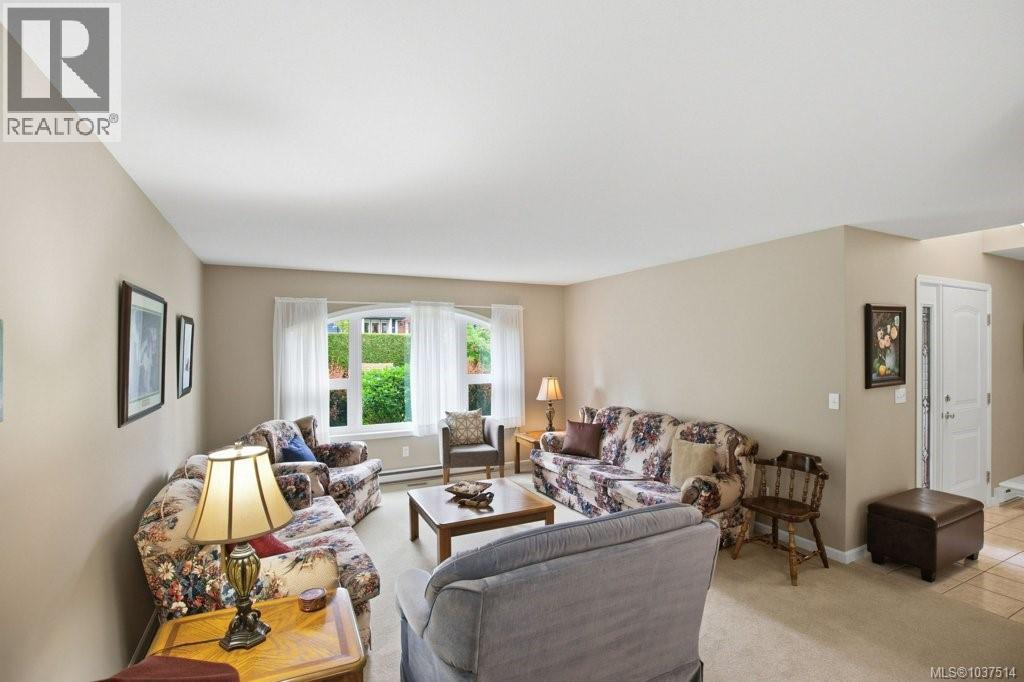 533 Aspen Ave, Qualicum Beach