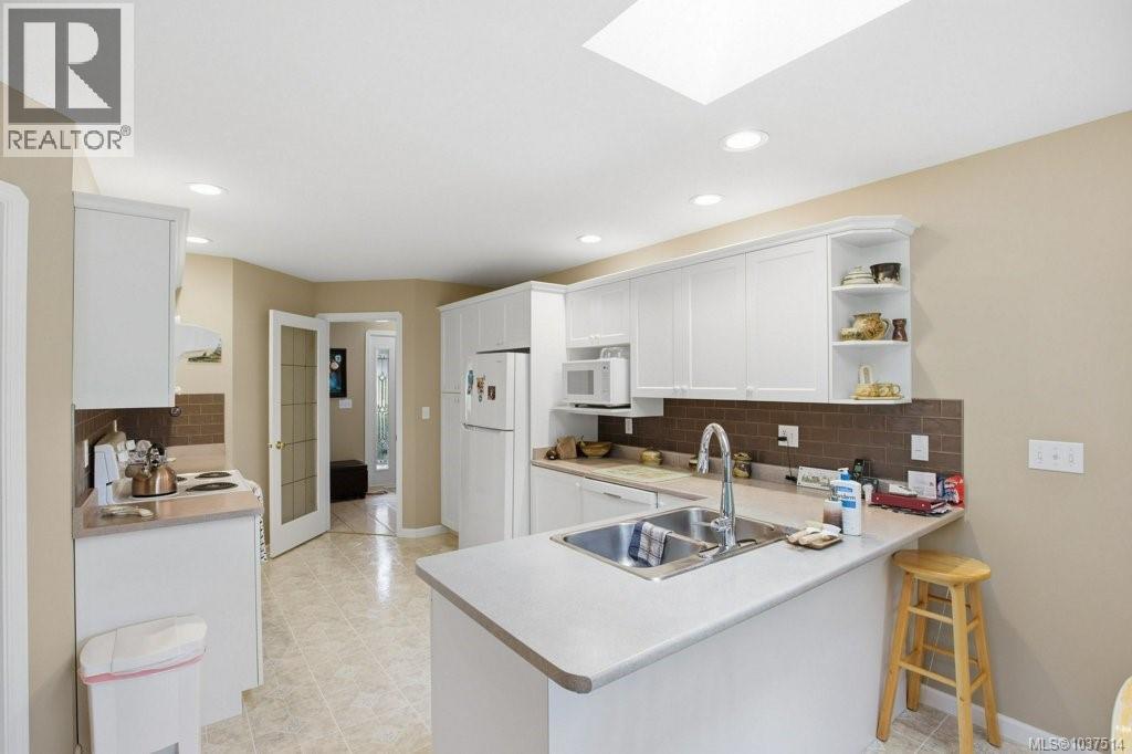 533 Aspen Ave - 3