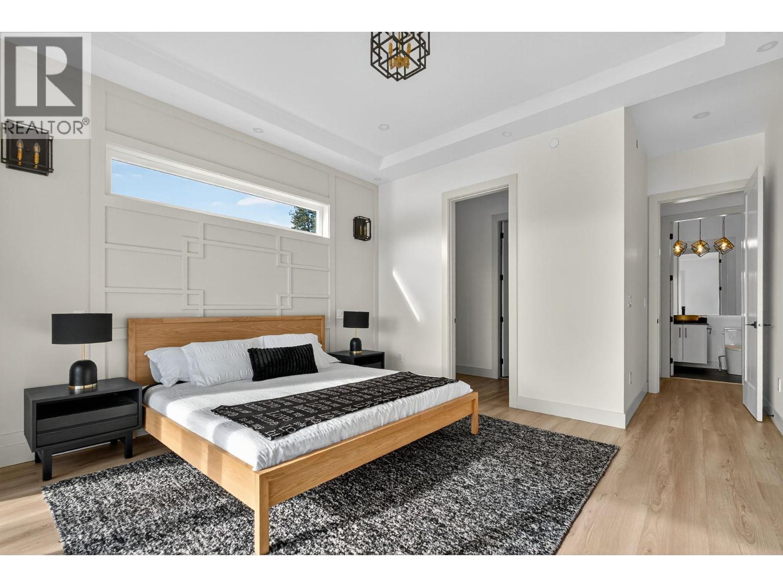 8932 Tavistock Road - 23