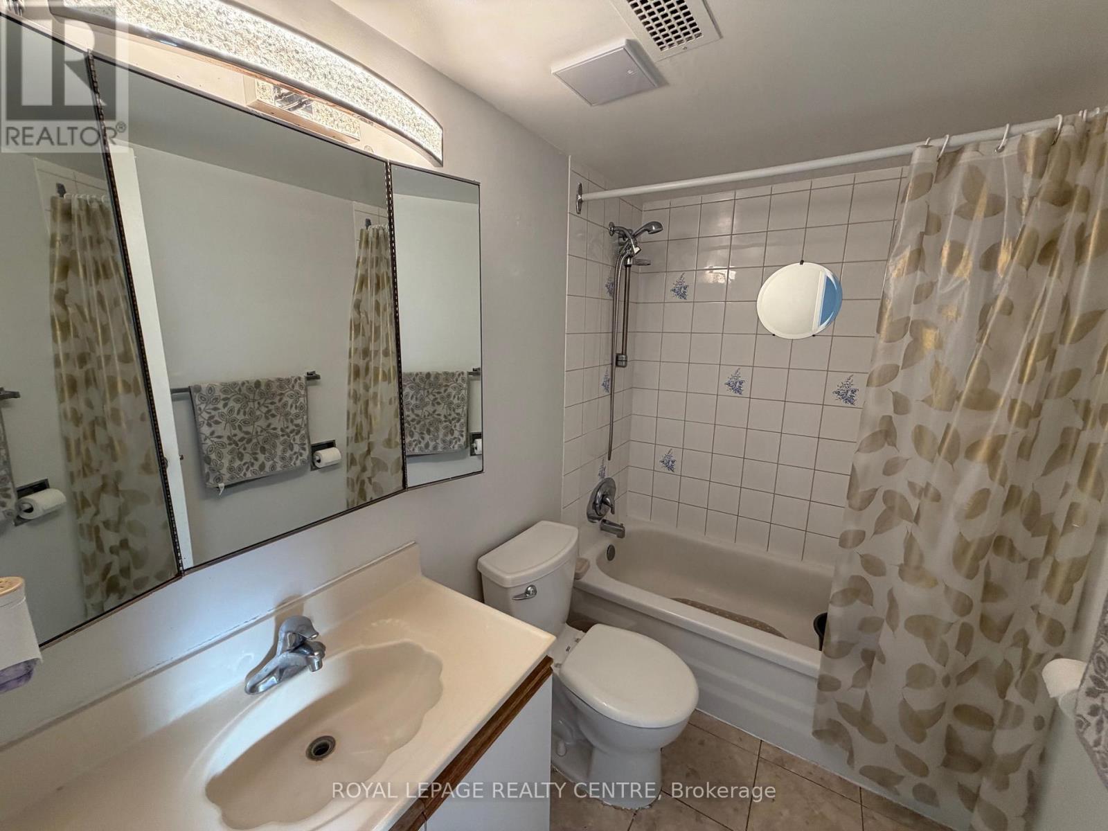 #209 340 DIXON ROAD - 15