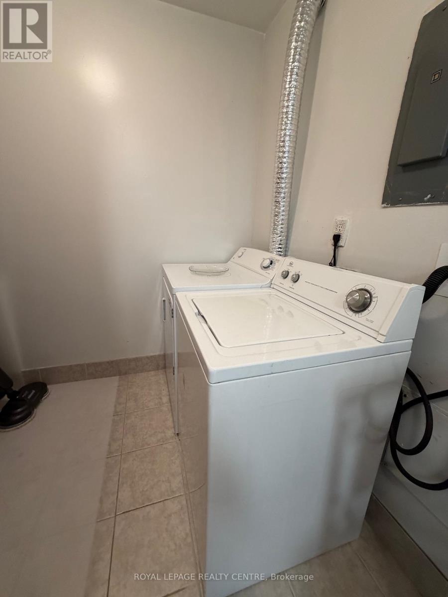 #209 340 DIXON ROAD - 16