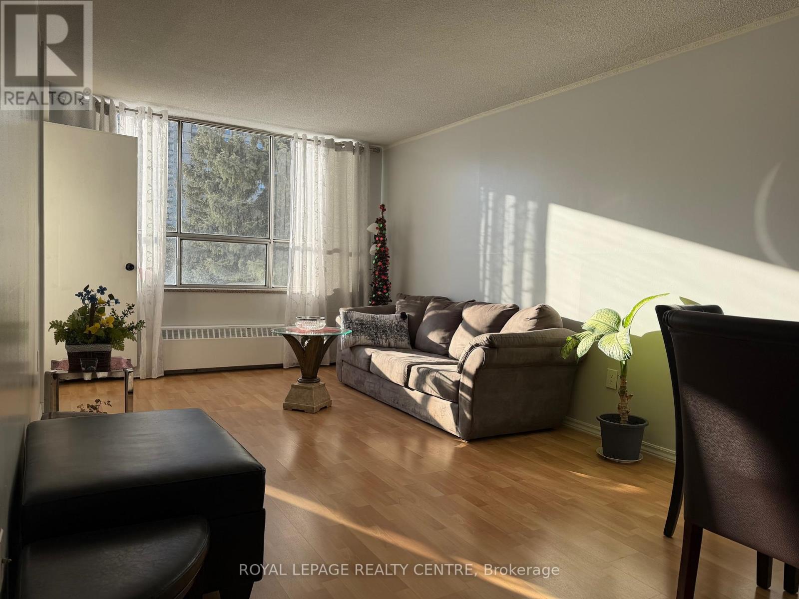 #209 340 DIXON ROAD - 2