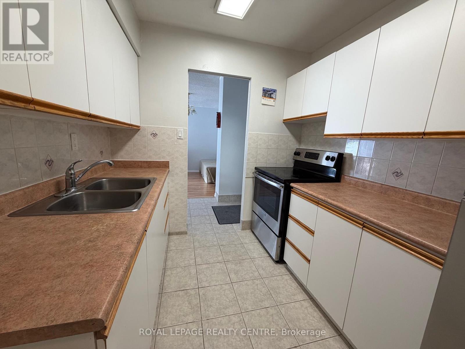 #209 340 DIXON ROAD - 9