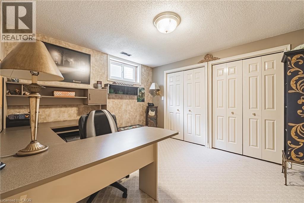 33 GOLFVIEW Crescent, Dundas, Ontario, L9H6V1 — Photo 37