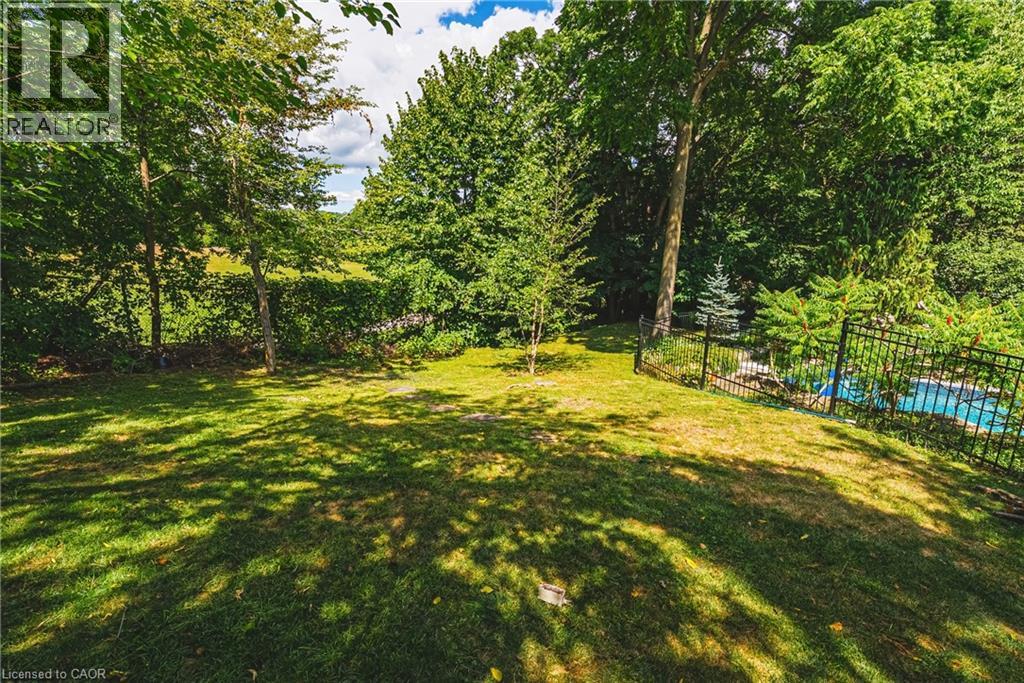 33 GOLFVIEW Crescent, Dundas, Ontario, L9H6V1 — Photo 32