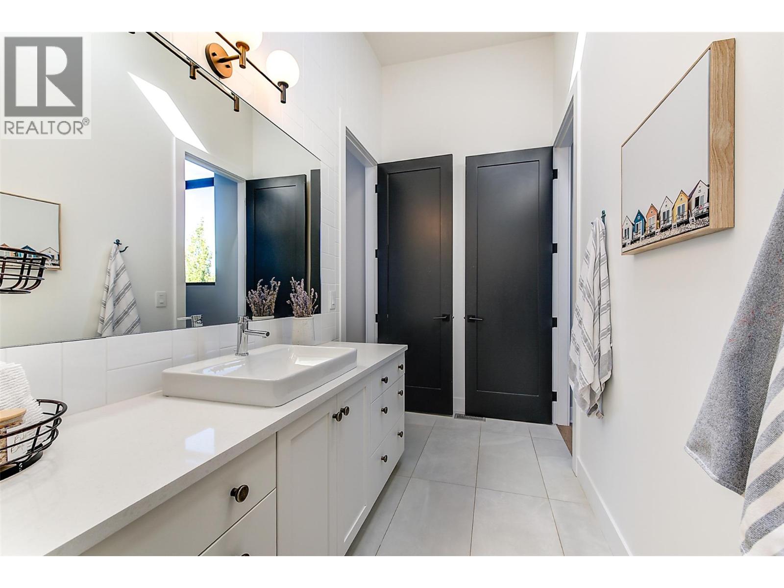  763 Barnaby Road, Kelowna