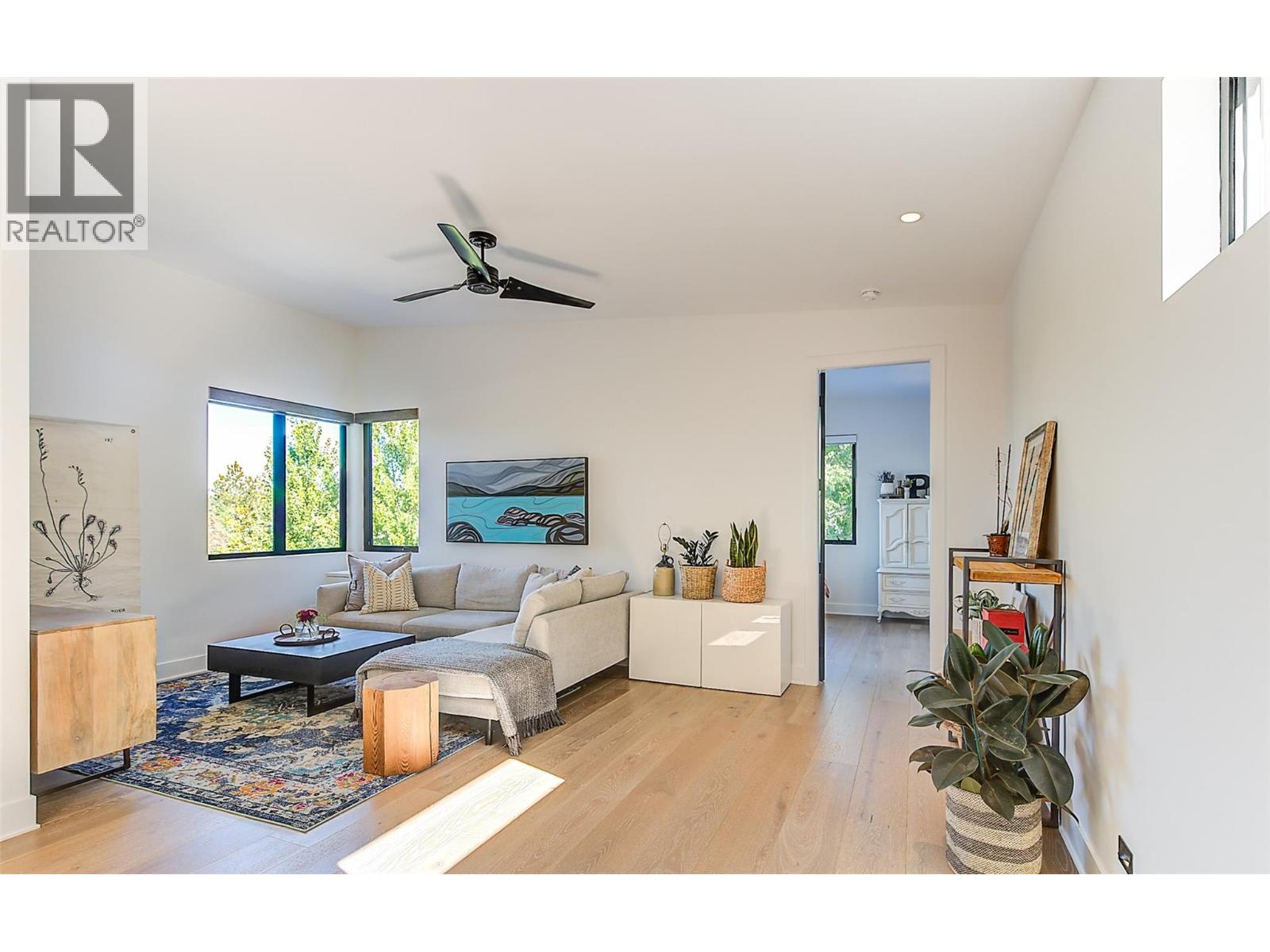  763 Barnaby Road, Kelowna