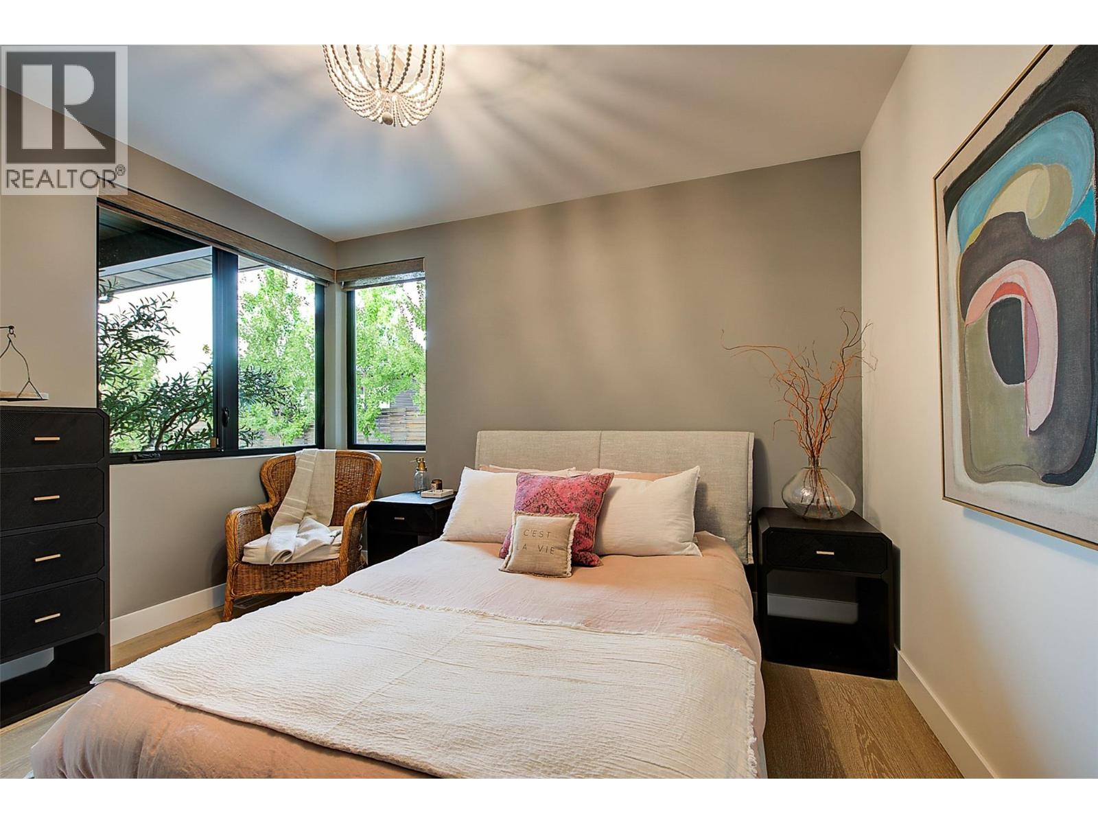  763 Barnaby Road, Kelowna