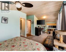 2050 Georgia Street, Rossland, BC V0G1Y0 Photo 21