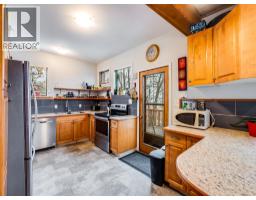 2050 Georgia Street, Rossland, BC V0G1Y0 Photo 12