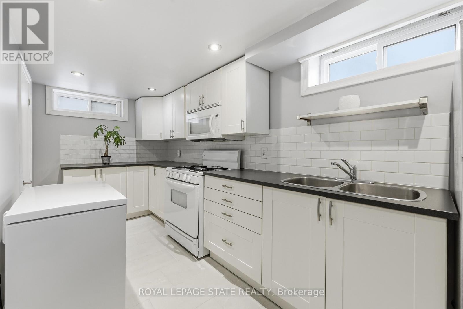 168 NUGENT DRIVE - 21