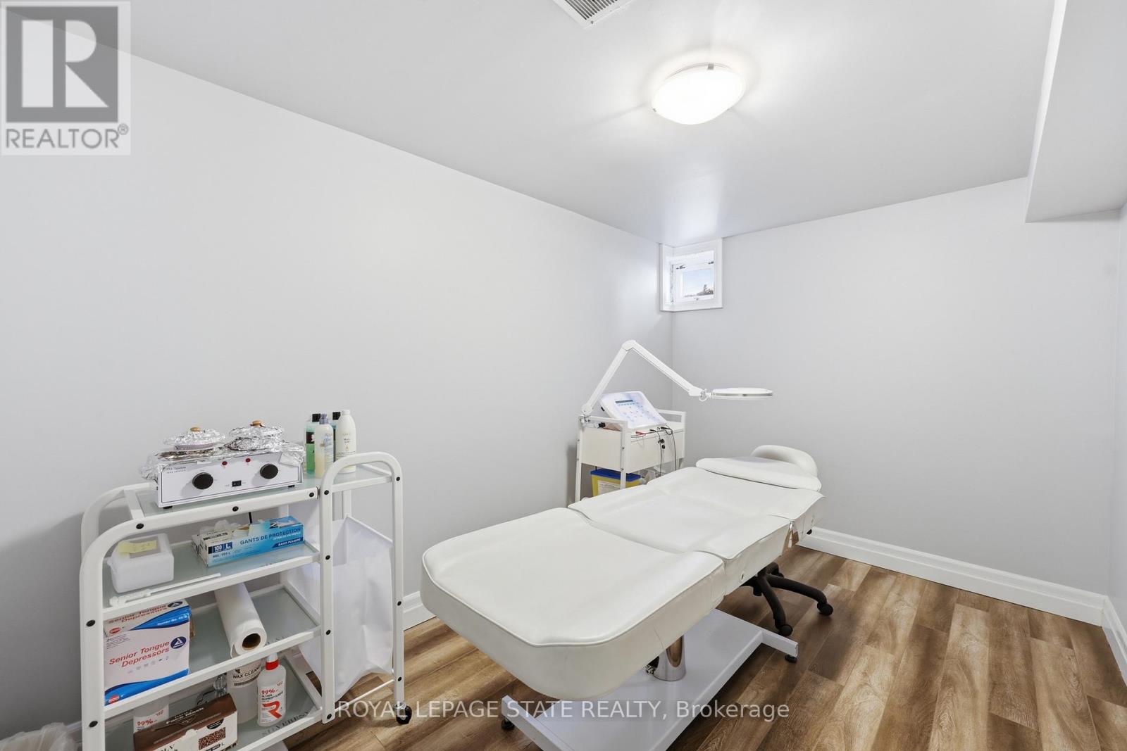 168 NUGENT DRIVE - 28