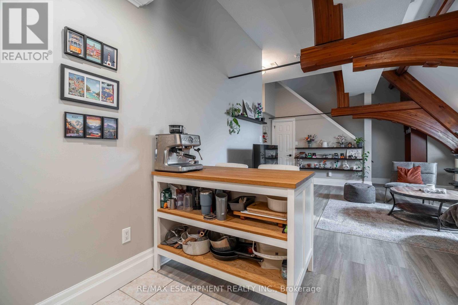 #205 21 RICHMOND STREET - 16