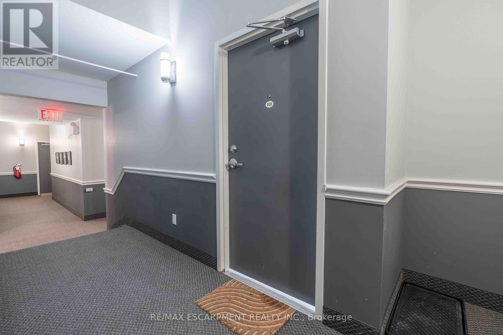 #205 21 RICHMOND STREET - 25