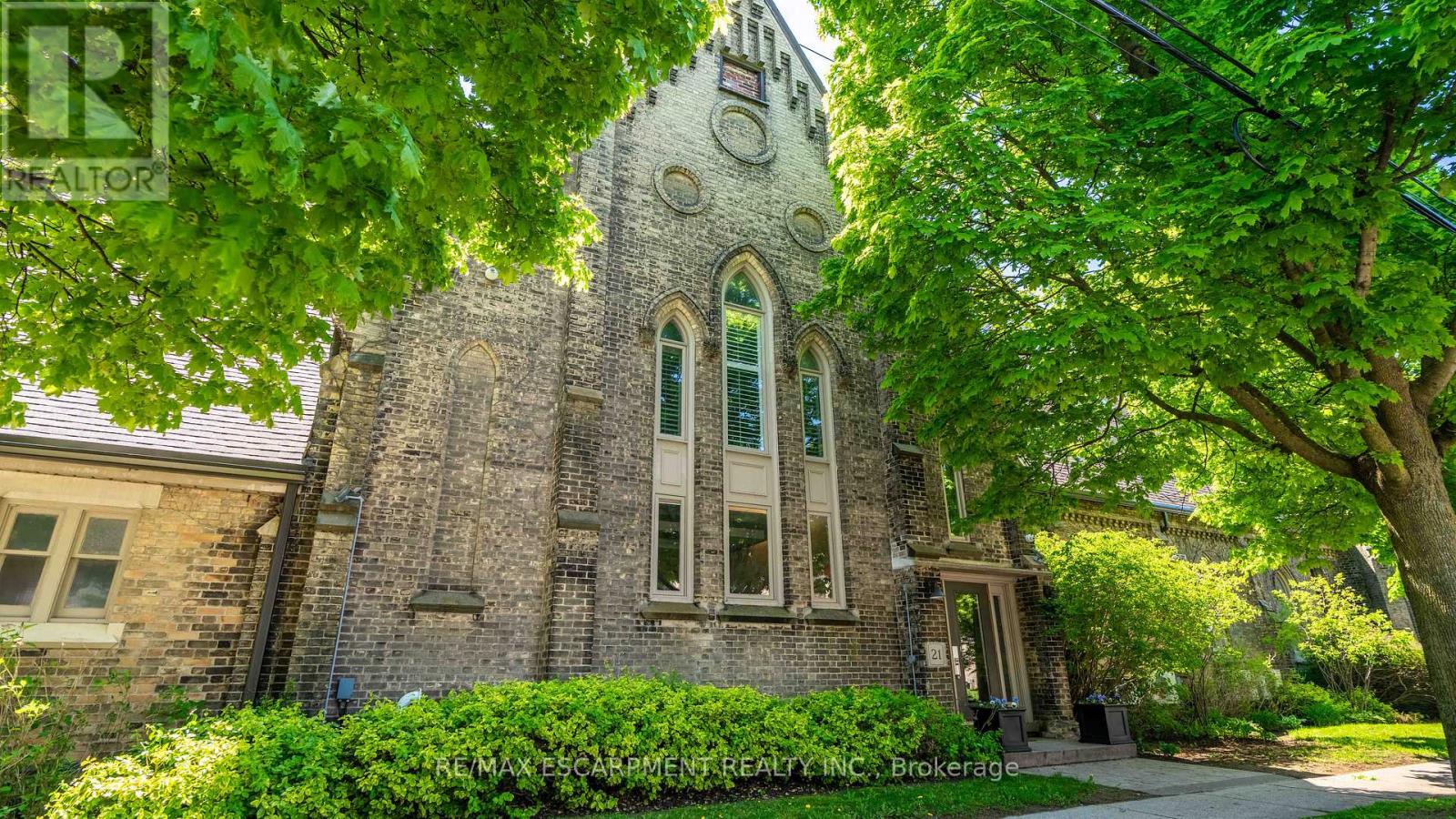 #205 21 RICHMOND STREET - 30