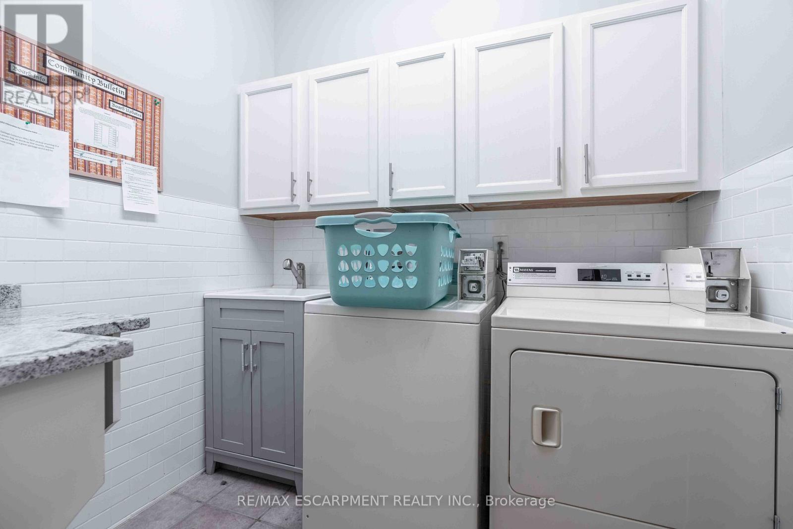 #205 21 RICHMOND STREET - 35
