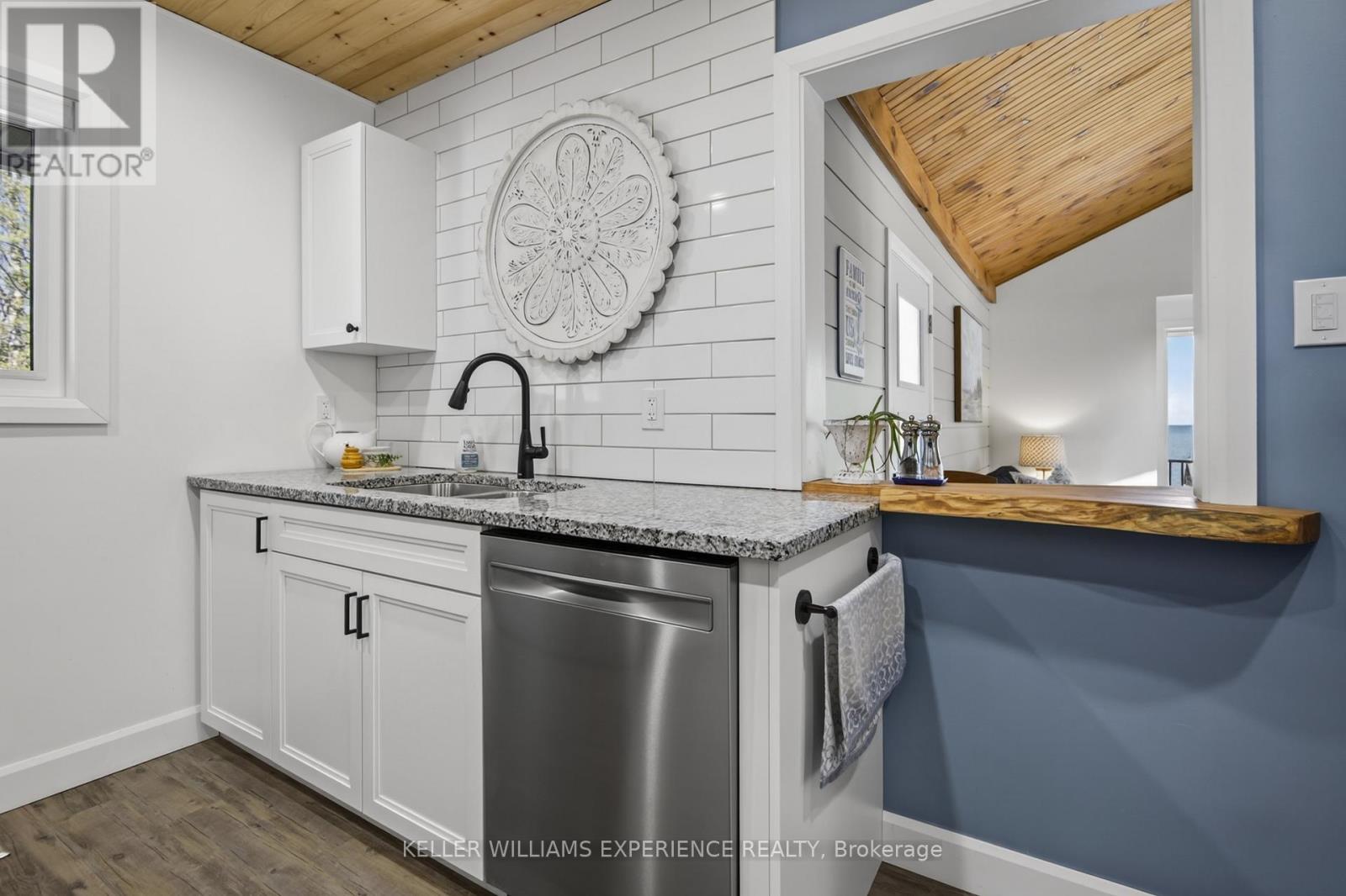 328 CEDAR AVENUE - 15
