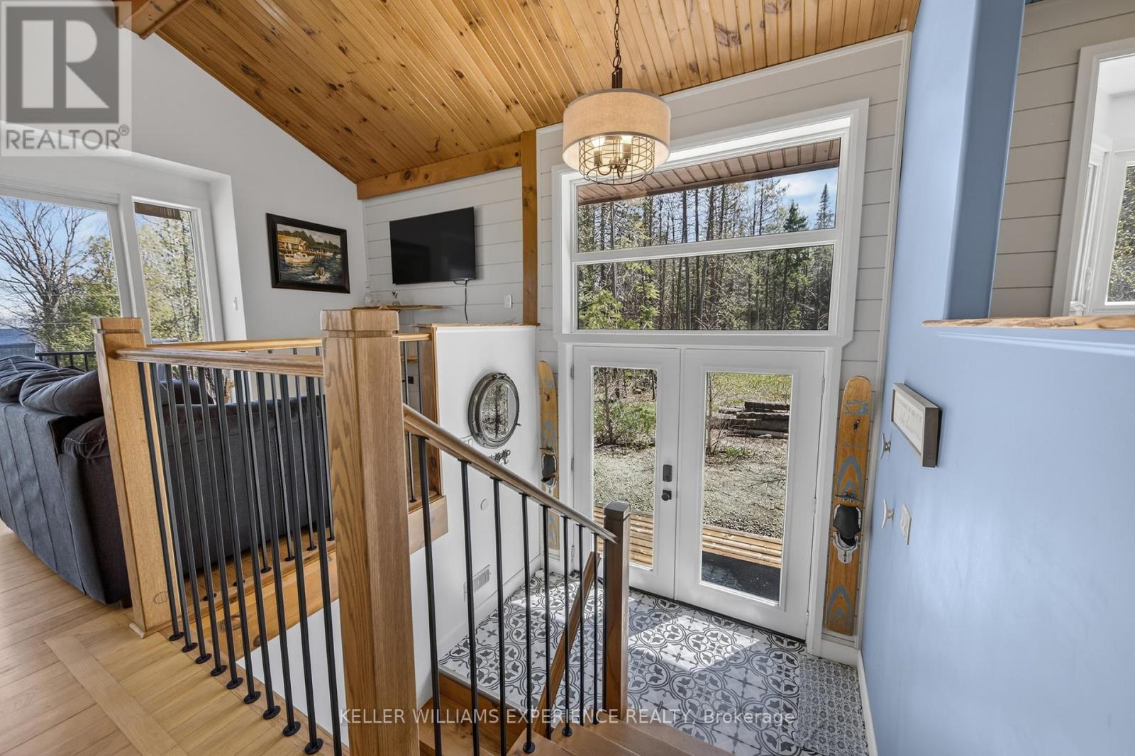 328 CEDAR AVENUE - 19