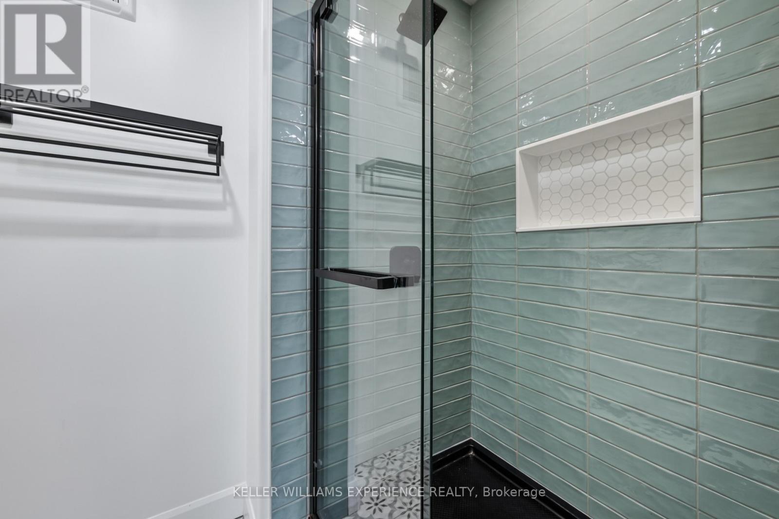 328 CEDAR AVENUE - 26