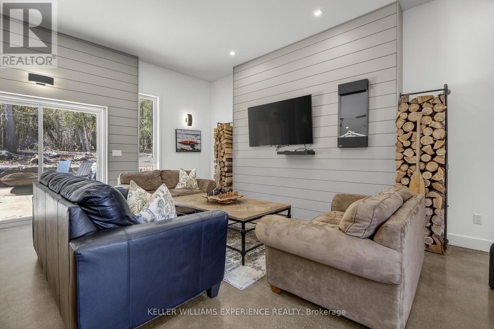 328 CEDAR AVENUE - 34