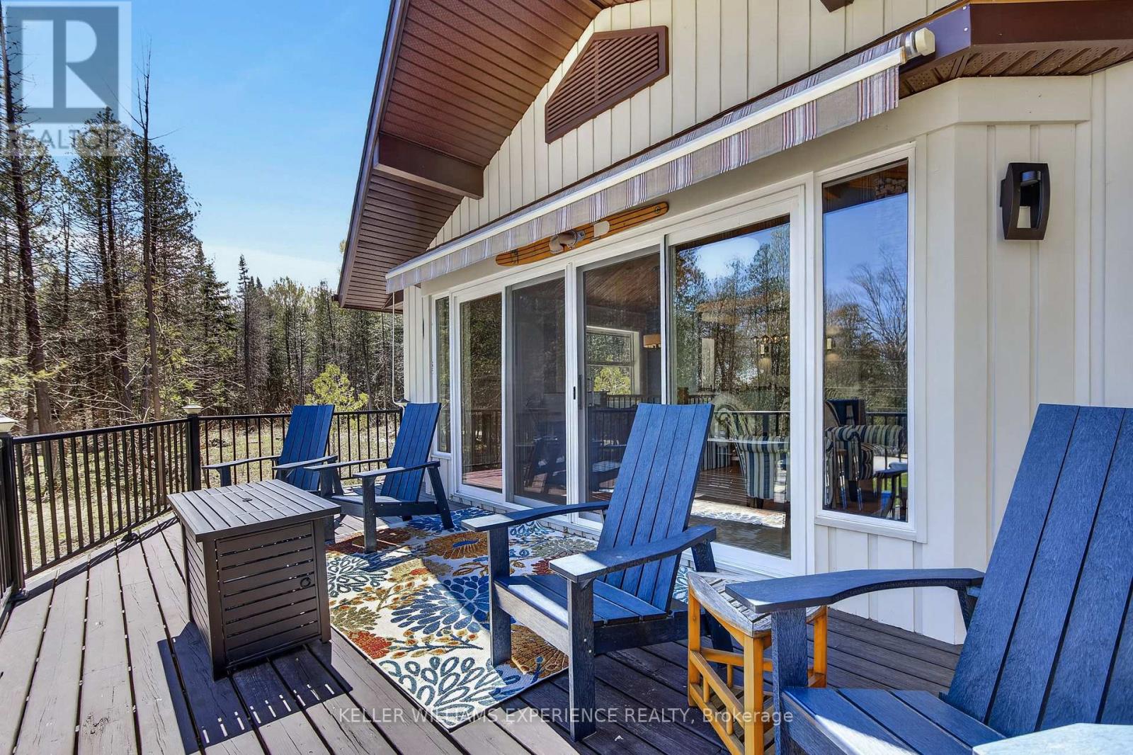 328 CEDAR AVENUE - 38