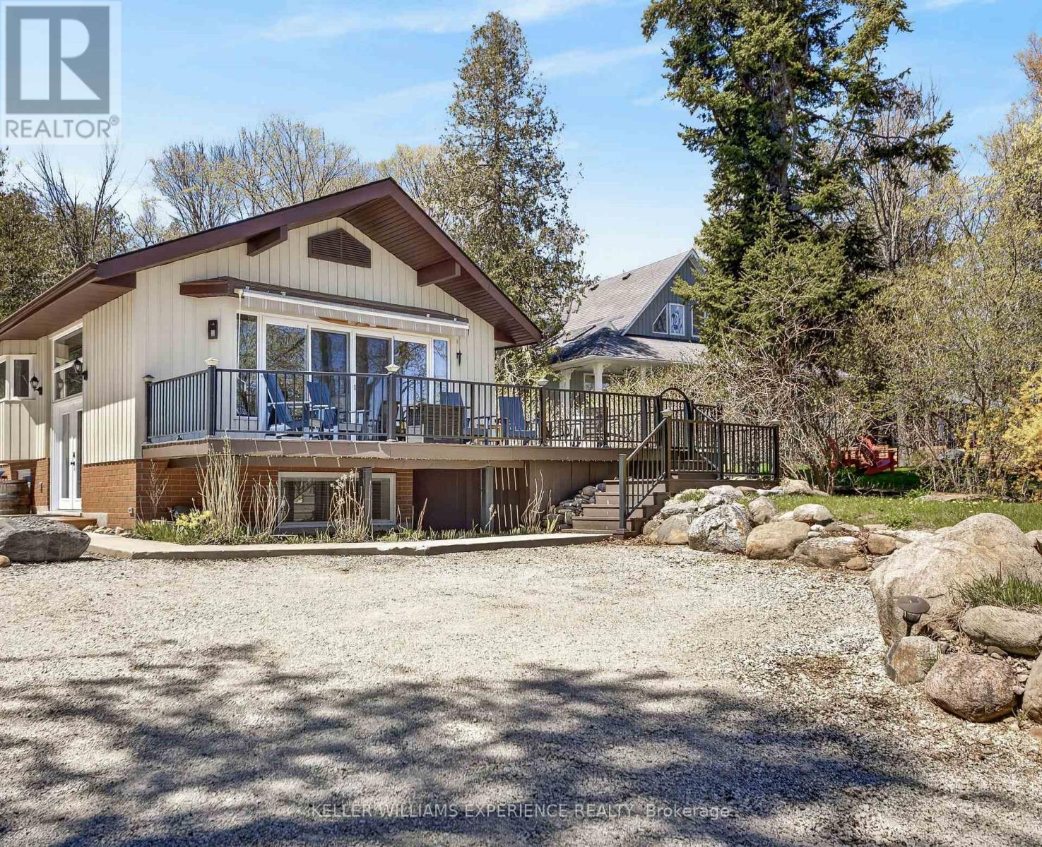 328 CEDAR AVENUE - 40