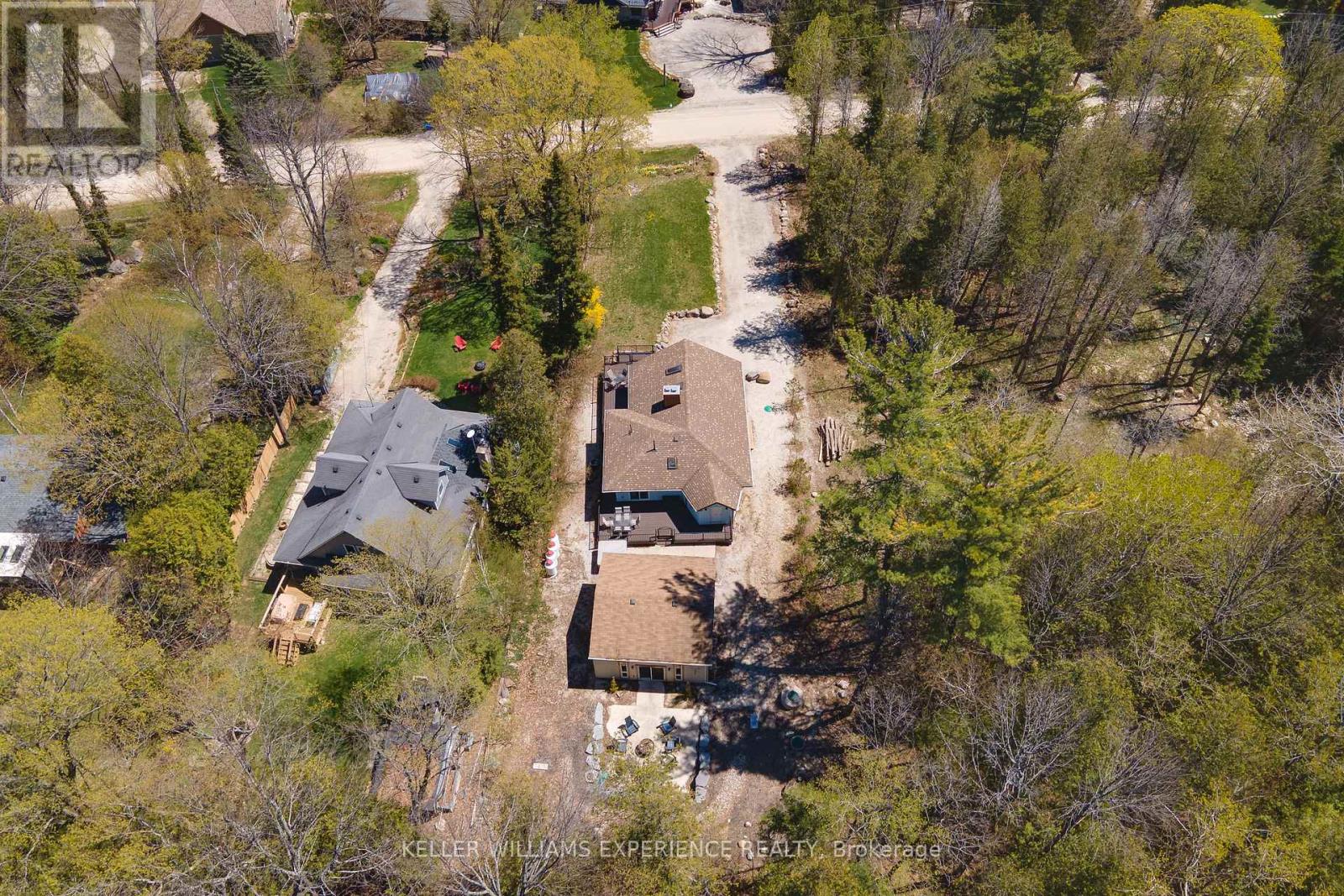 328 CEDAR AVENUE - 41