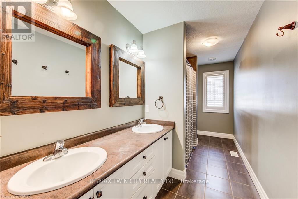 78 DOLMAN STREET - 31