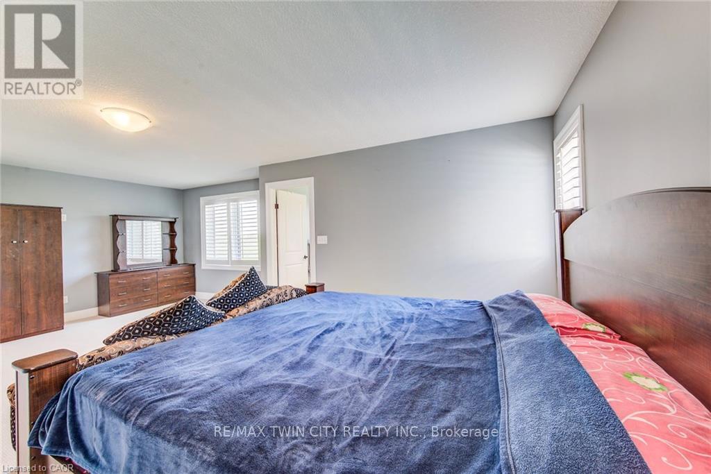 78 DOLMAN STREET - 36
