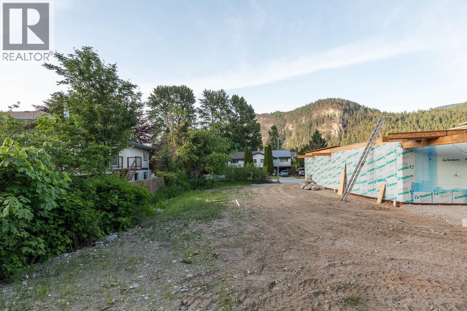1583 EAGLE RUN DRIVE, Squamish