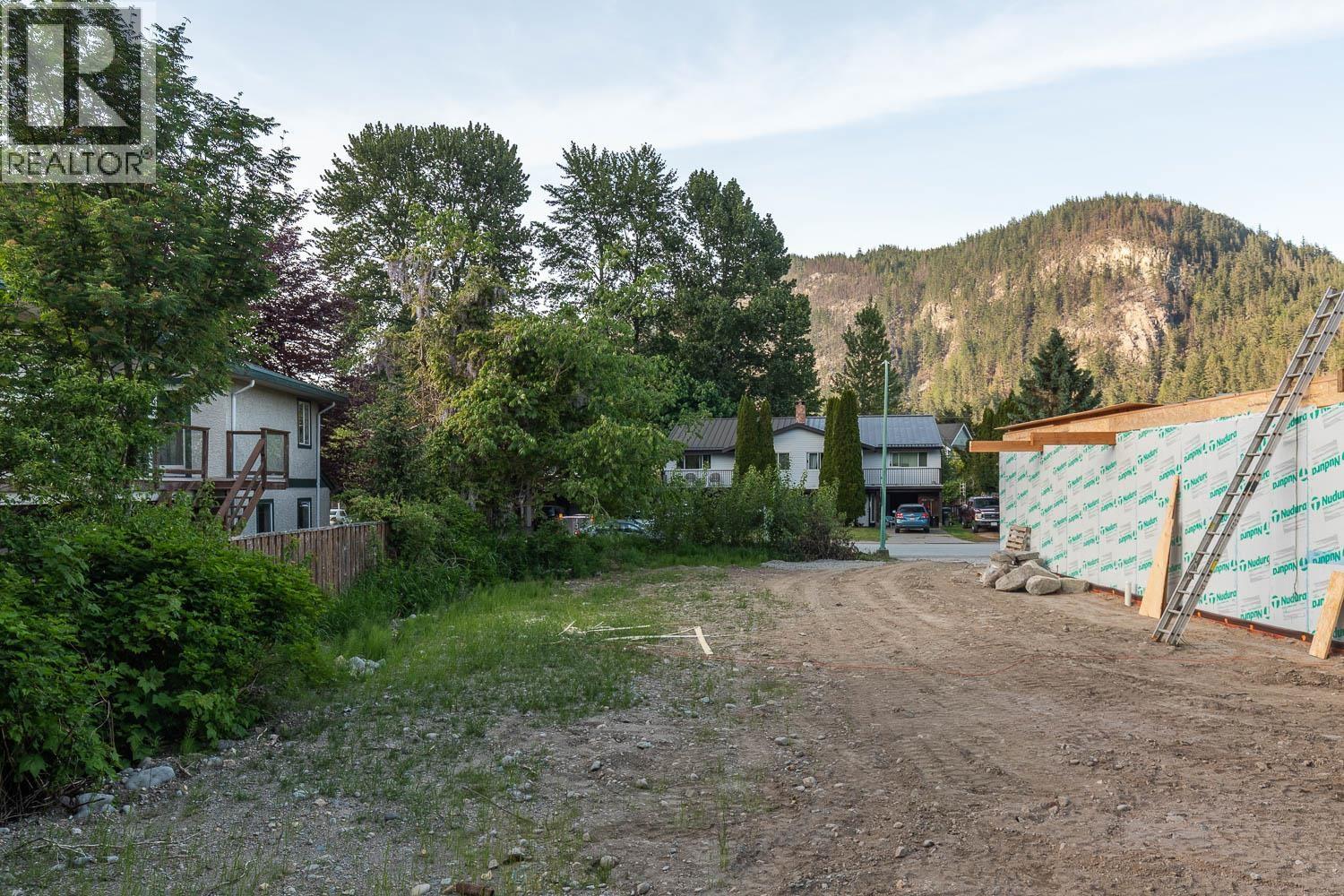 1583 EAGLE RUN DRIVE, Squamish
