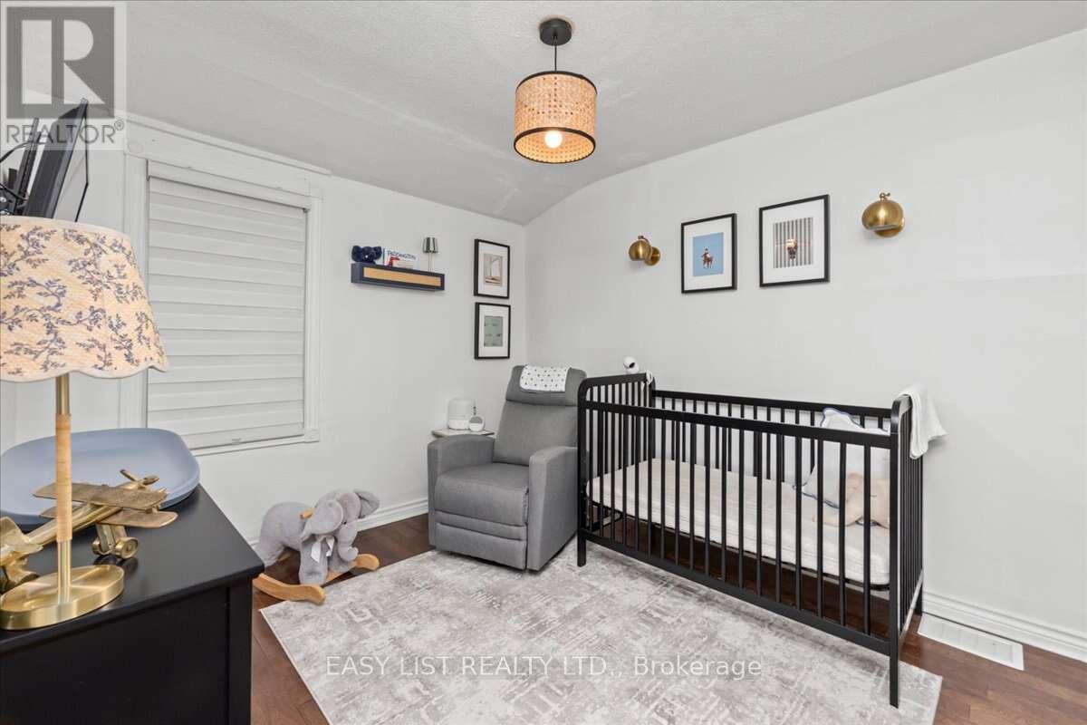 140 ASCOT AVENUE - 18