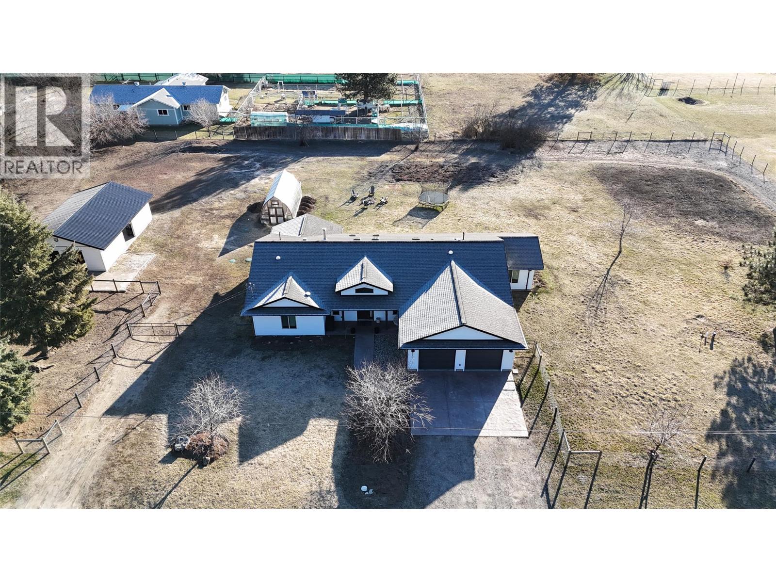 8170 Plotnikoff Road - photo 2