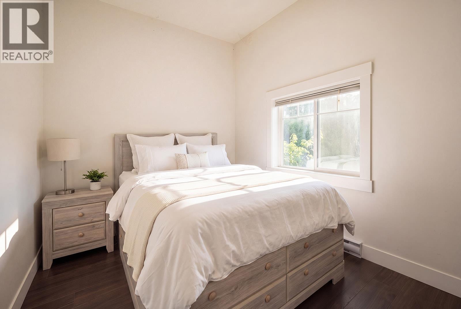 40305 ARISTOTLE DRIVE, Squamish