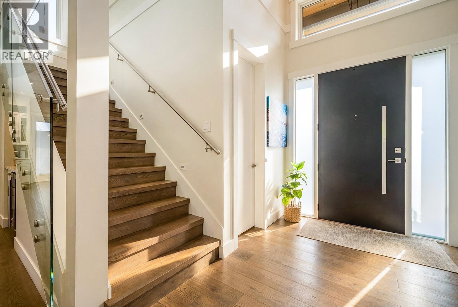 40305 ARISTOTLE DRIVE, Squamish