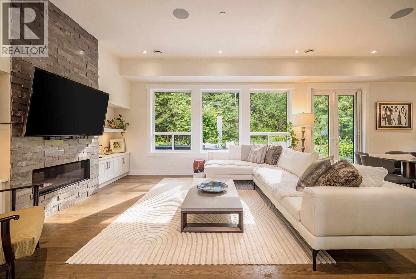 40305 ARISTOTLE DRIVE, Squamish