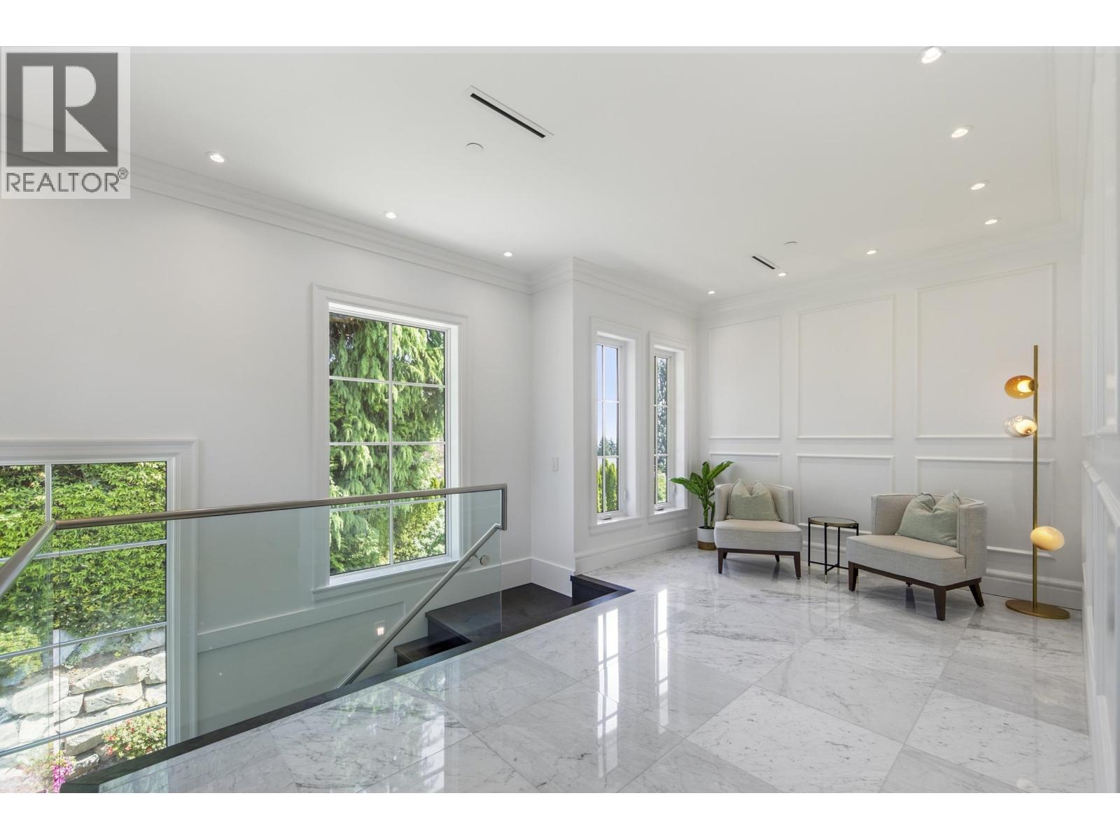 1515 CAMELOT ROAD, West Vancouver