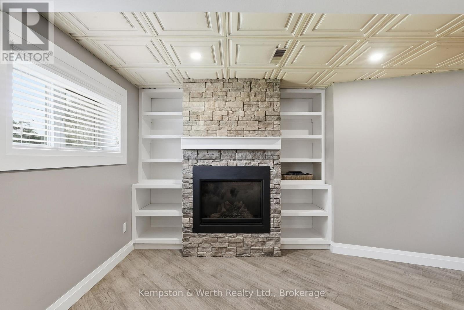 24 JORDAN DRIVE - 26