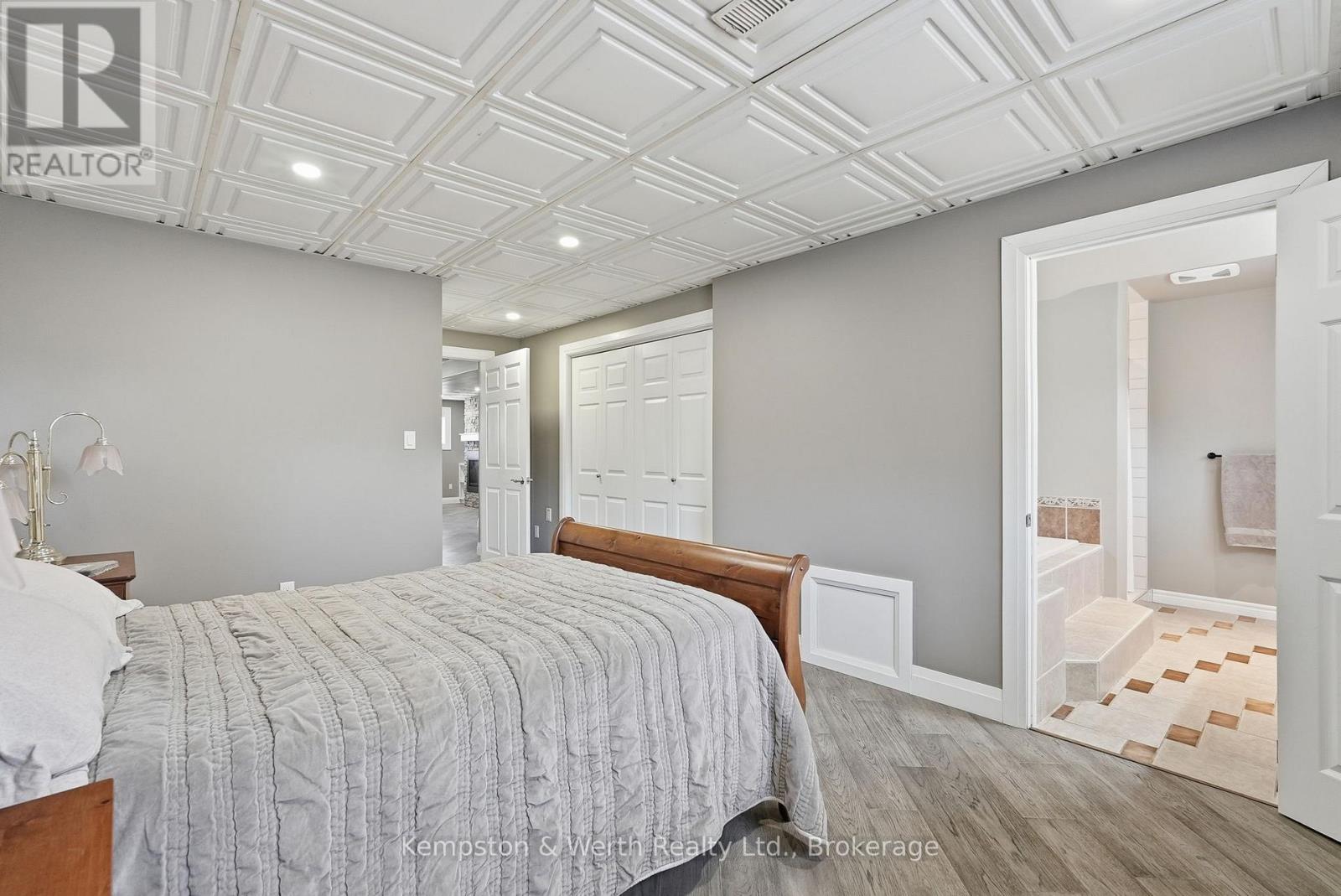 24 JORDAN DRIVE - 29