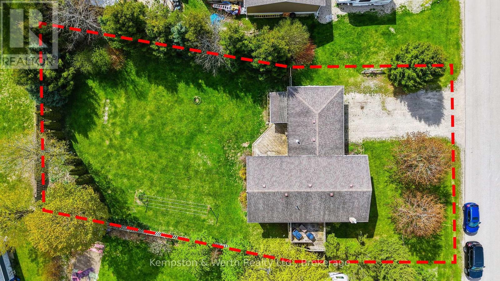 24 JORDAN DRIVE - 43