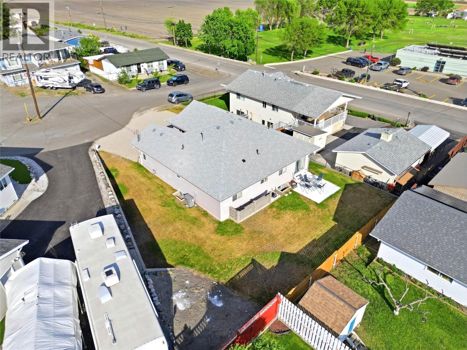 1411 PEARS Place - 31