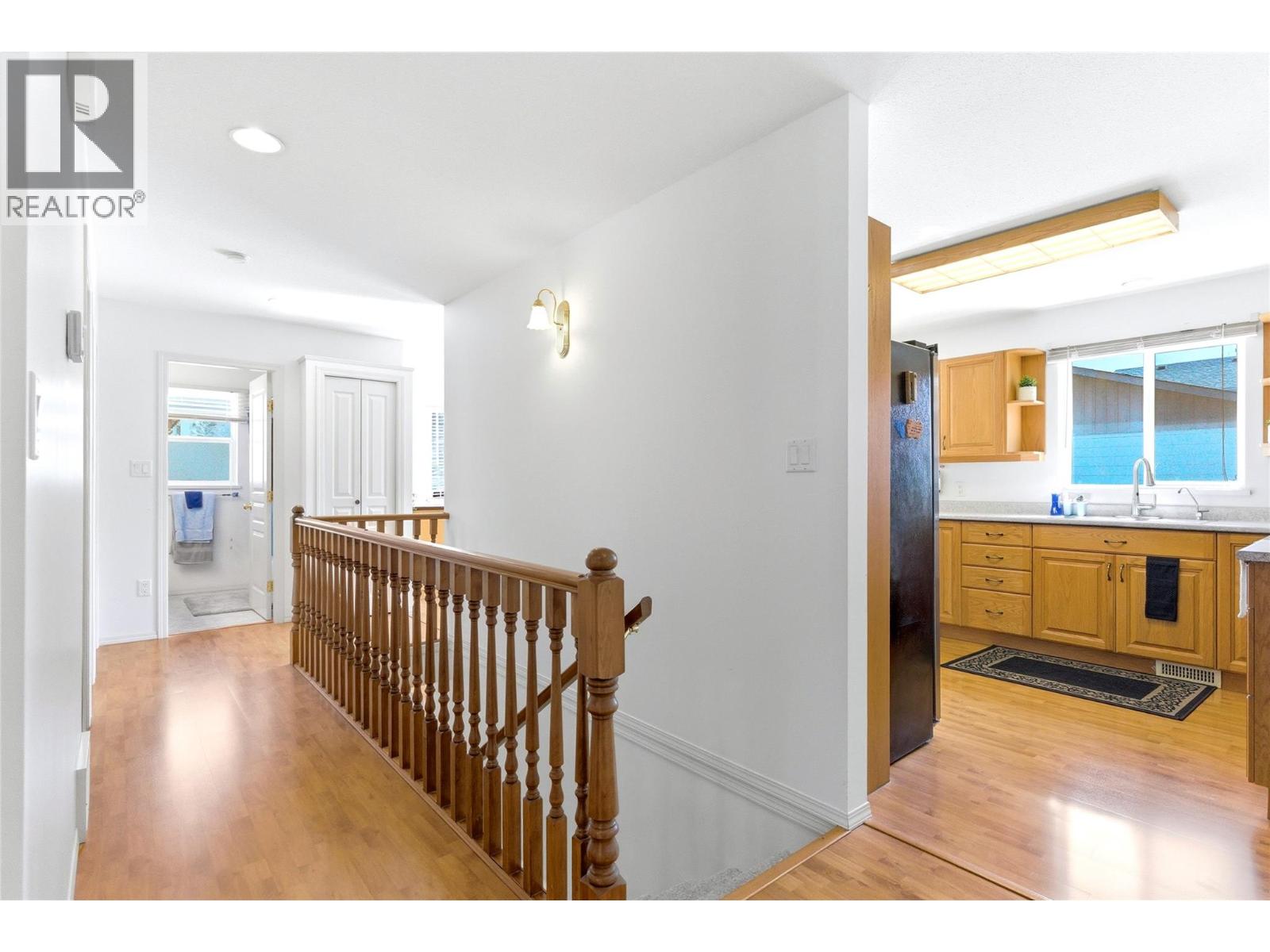 1411 PEARS Place - 9